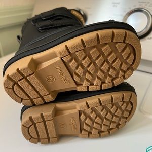 Toddler Snow Boots Size 6